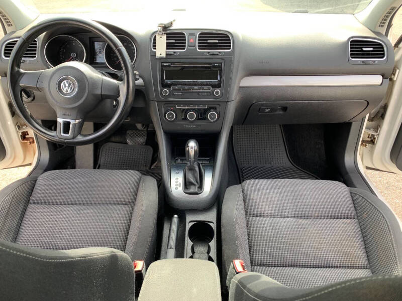 2013 Volkswagen Golf 2.5L PZEV