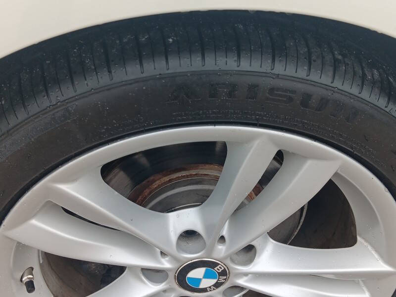 2016 BMW 3 Series 320i