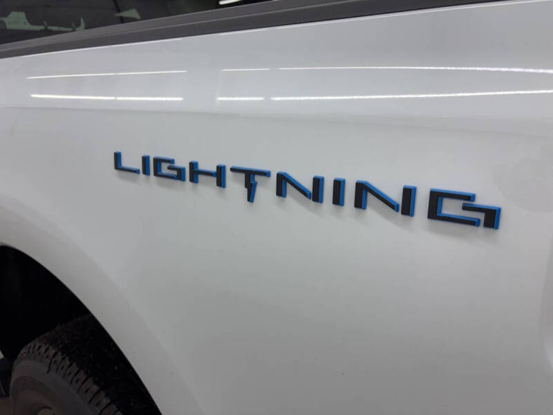 2025 Ford F-150 Lightning XLT