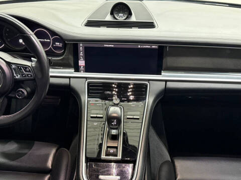 2019 Porsche Panamera Turbo