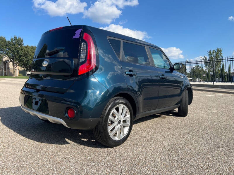 2018 Kia Soul +