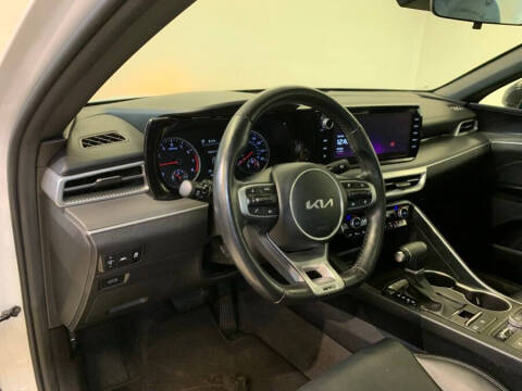 2023 Kia K5