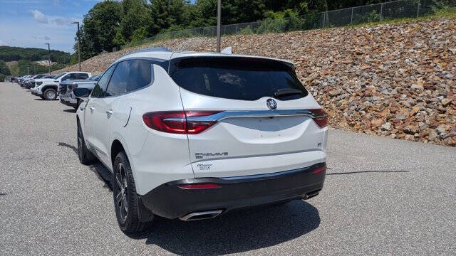 2021 Buick Enclave Essence