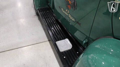 1947 Ford F-100
