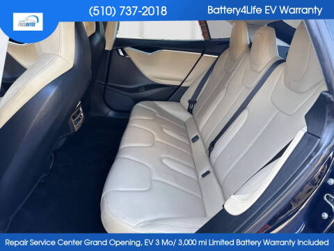 2015 Tesla Model S 85