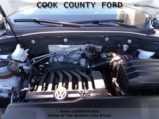 2021 Volkswagen Atlas Cross Sport V6 SE R-Line