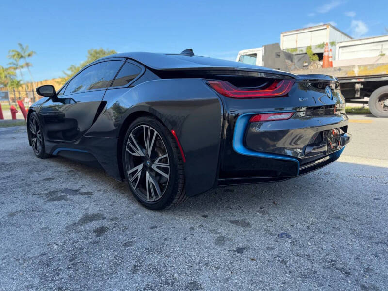 2015 BMW i8