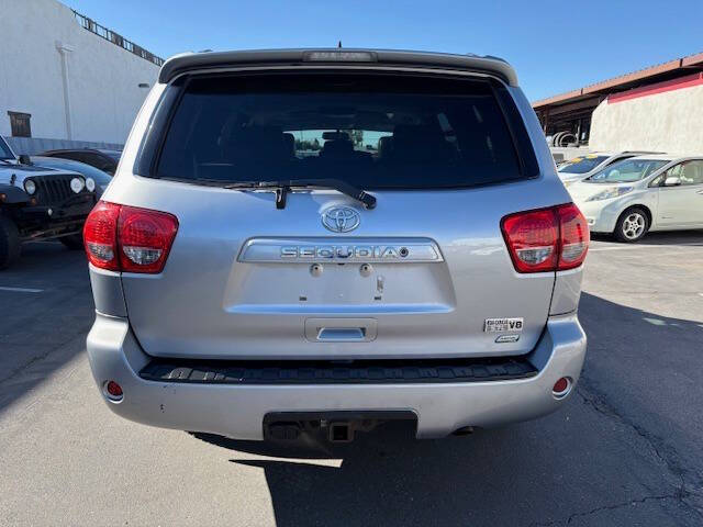 2012 Toyota Sequoia SR5