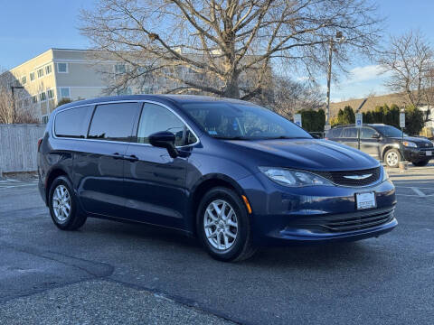 2018 Chrysler Pacifica LX