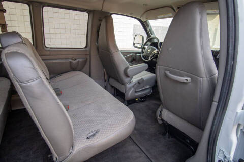 2017 Chevrolet Express LT 3500