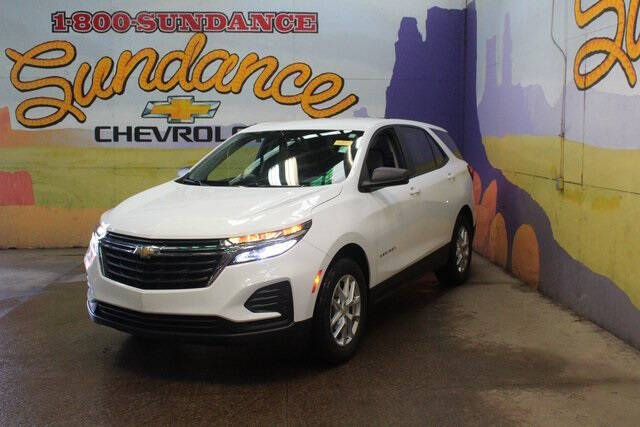 Used 2022 Chevrolet Equinox LS with VIN 3GNAXHEV9NS166009 for sale in Grand Ledge, MI