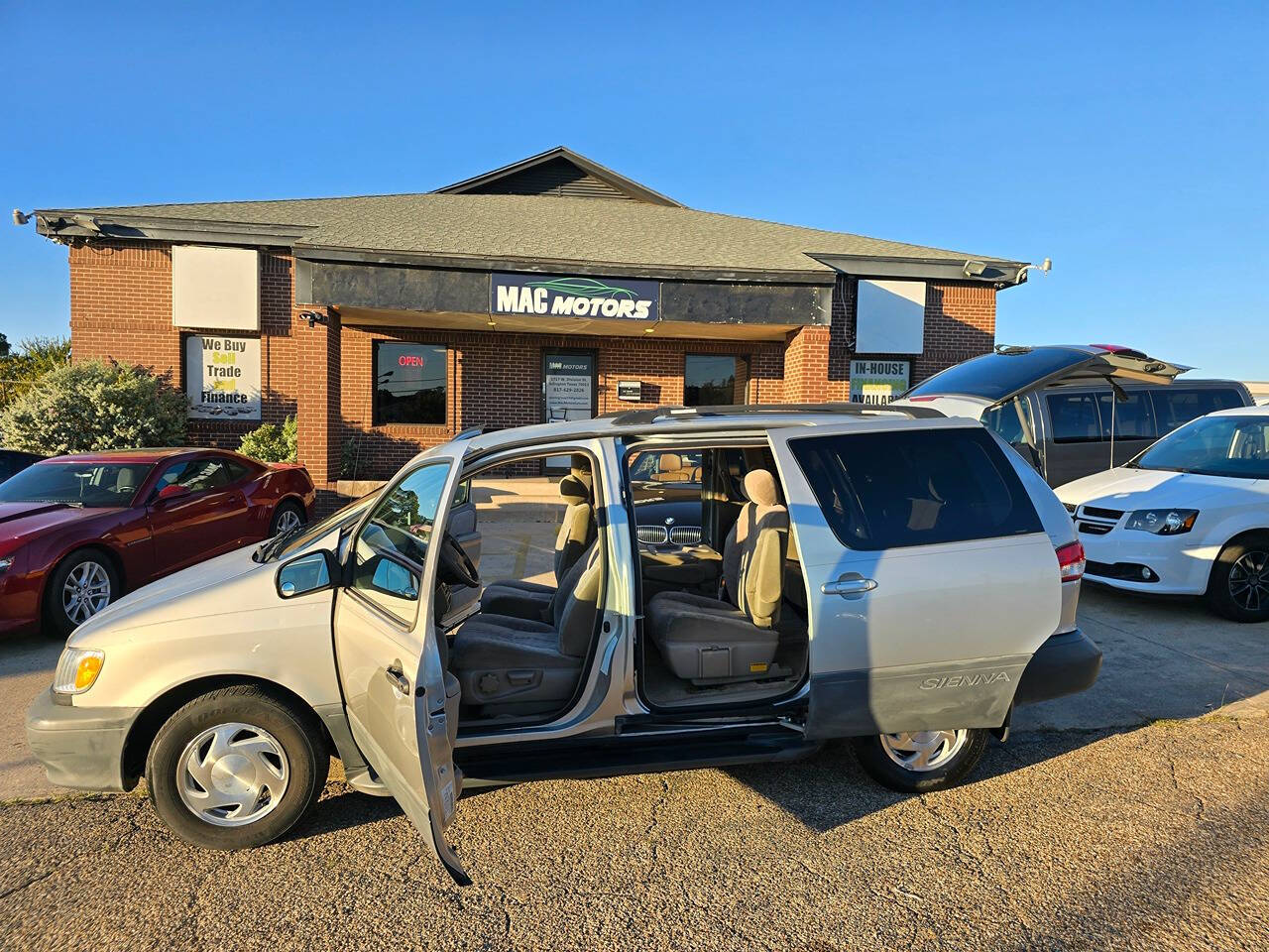 2002 Toyota Sienna for sale at Mac Motors in Arlington, TX