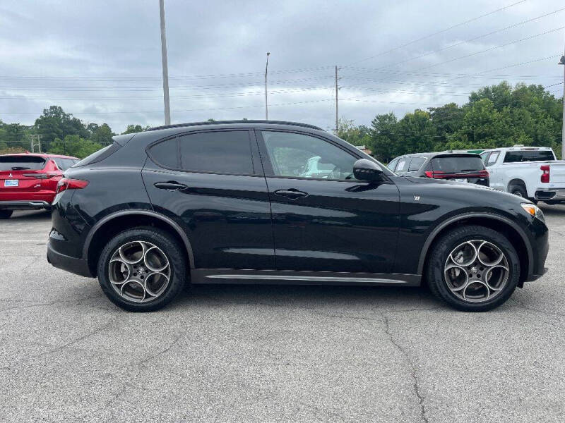 2022 Alfa Romeo Stelvio Ti