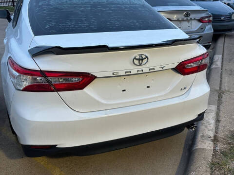 2018 Toyota Camry LE