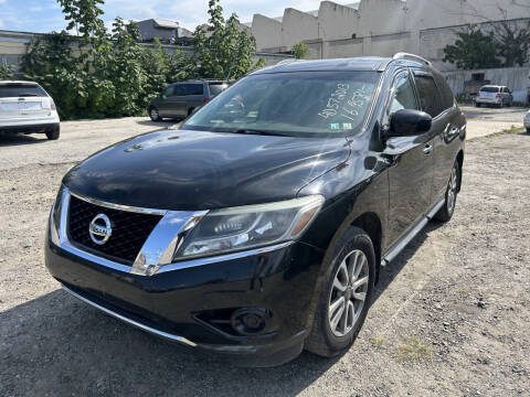 2013 Nissan Pathfinder SV