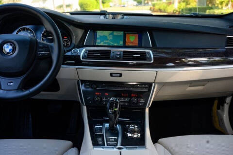 2013 BMW 5 Series 535i Gran Turismo