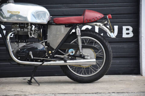 1977 Triumph Boneville T140
