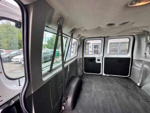 2006 Ford E-Series E-350 SD XL