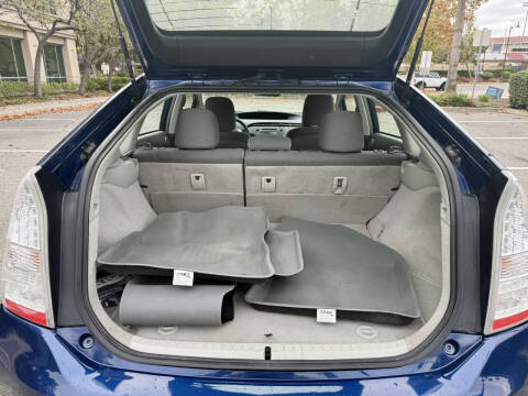 2011 Toyota Prius One