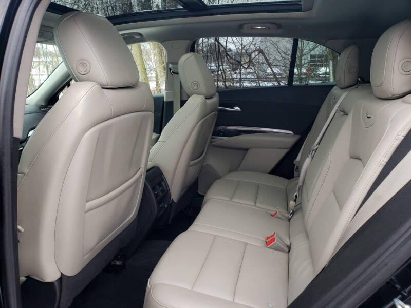 2021 Cadillac XT4 Luxury