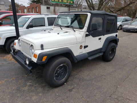 1997 Jeep Wrangler for sale at MEDINA WHOLESALE LLC in Wadsworth OH