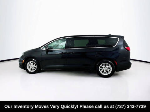2024 Chrysler Pacifica Touring L