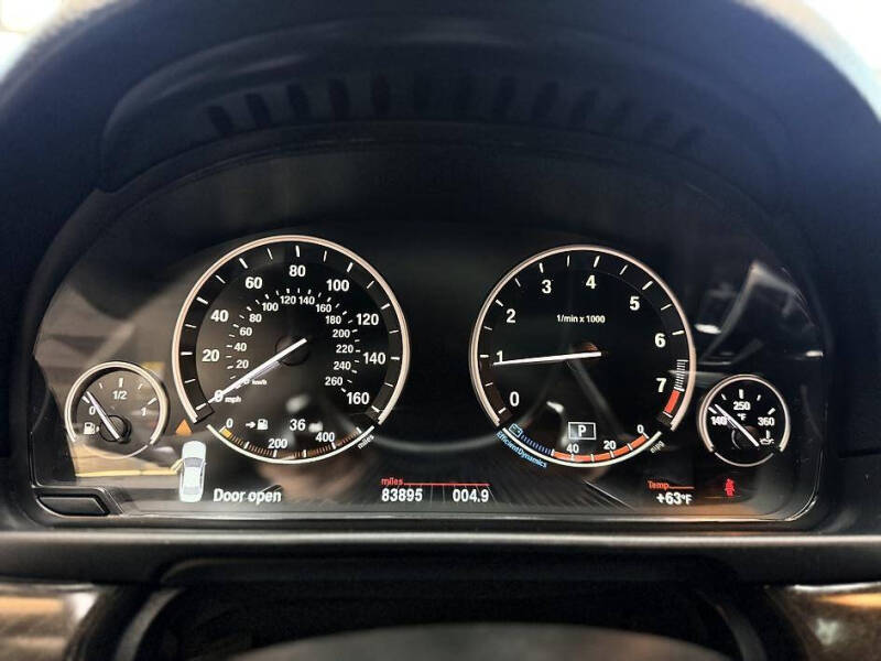 2016 BMW 5 Series 528i