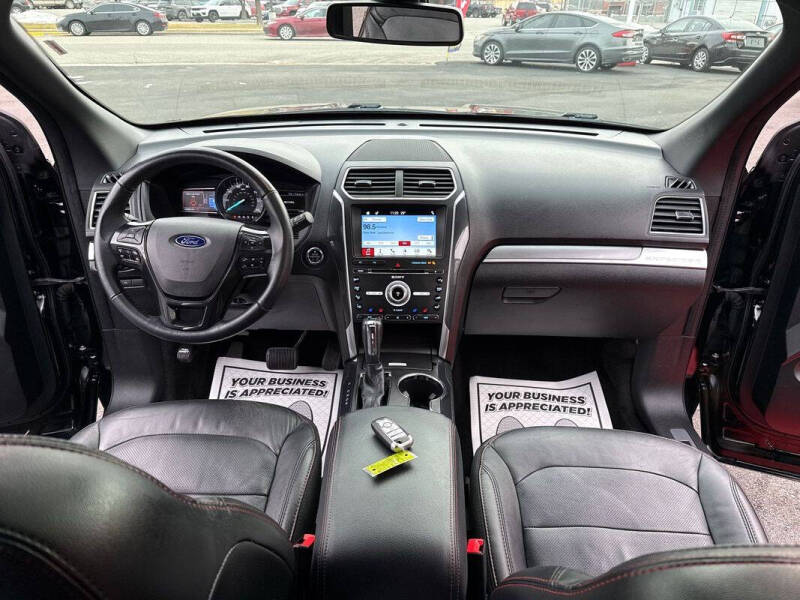 2018 Ford Explorer Sport