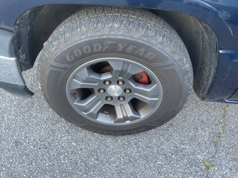 2005 Chevrolet Silverado 1500 LS