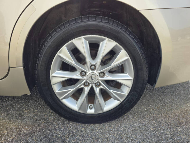 2013 Lexus ES 300h