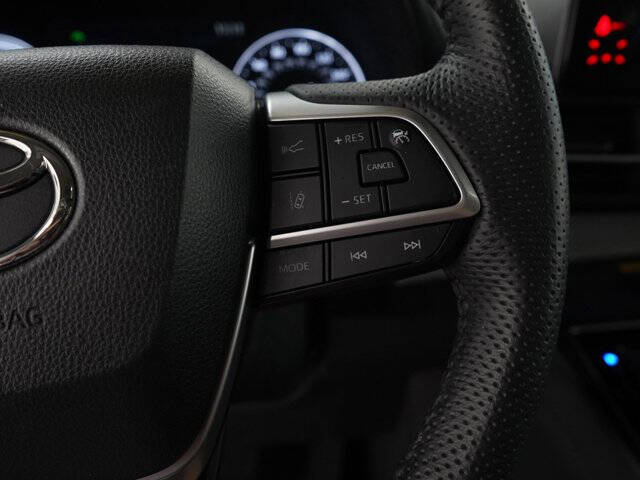 2024 Toyota Sienna Limited 7-Passenger