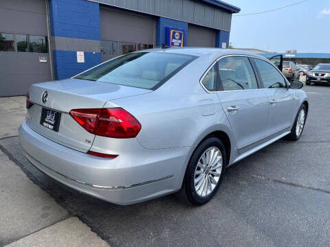 2016 Volkswagen Passat 1.8T SE