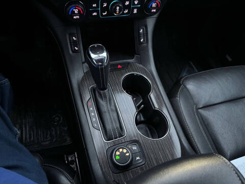 2017 GMC Acadia SLT-2