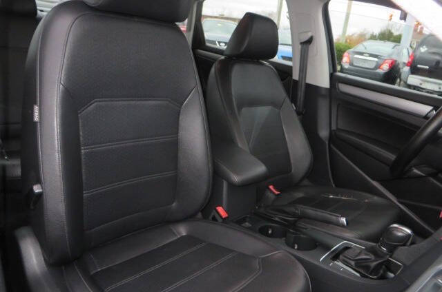 2015 Volkswagen Passat 1.8T Wolfsburg Edition