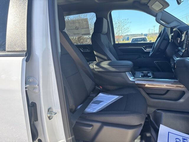 2026 Chevrolet Silverado 3500HD CC LT