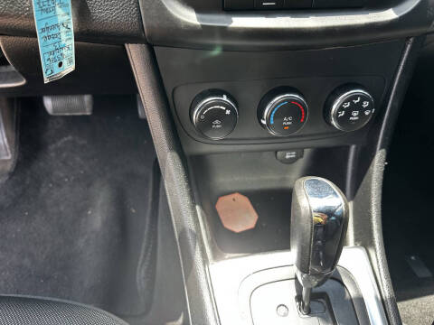 2013 Dodge Avenger SE V6