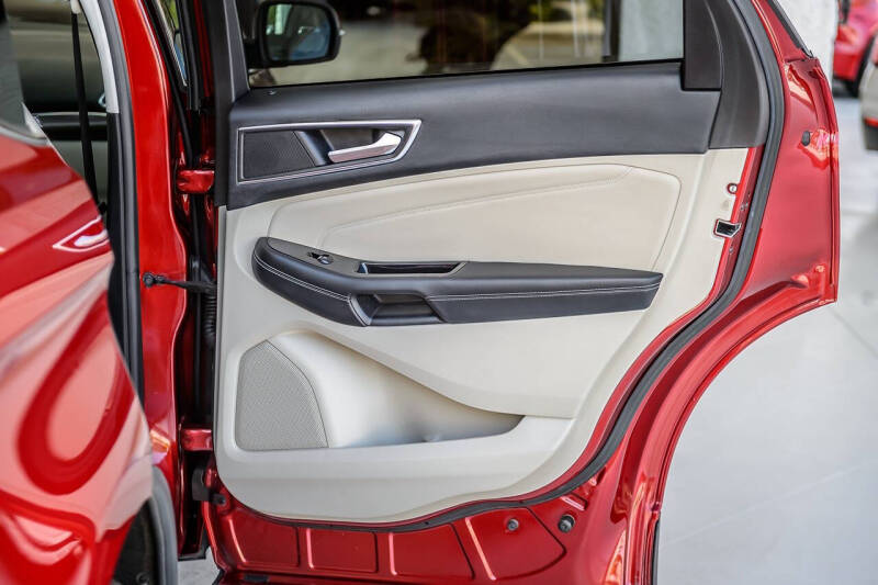 2015 Ford Edge Titanium