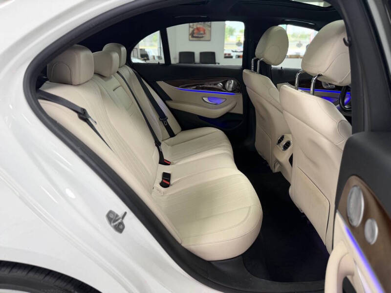 2017 Mercedes-Benz E-Class E 300 4MATIC