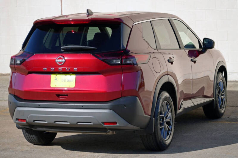 2023 Nissan Rogue S