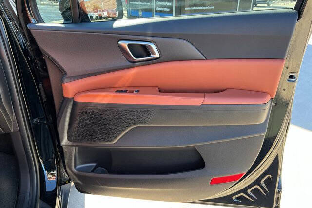 2025 Kia Carnival SX