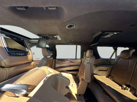 2017 Cadillac Escalade ESV Platinum