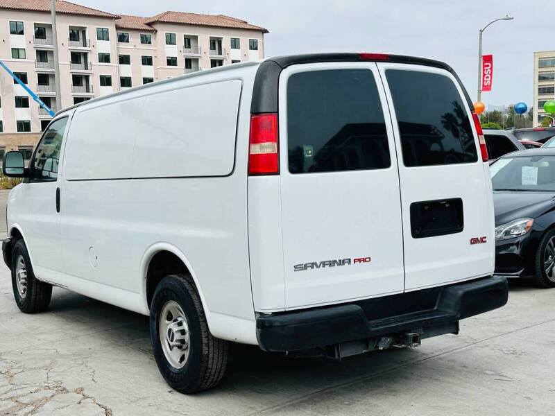 2009 GMC Savana 3500