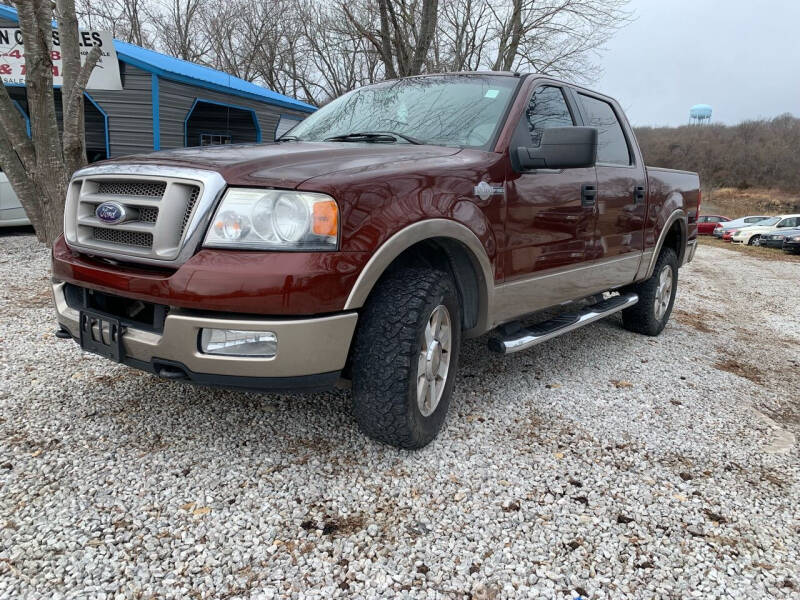 2005 Ford F-150 for sale at Dutch and Dillon Car Sales in Lee's Summit MO