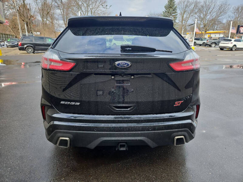 2019 Ford Edge ST