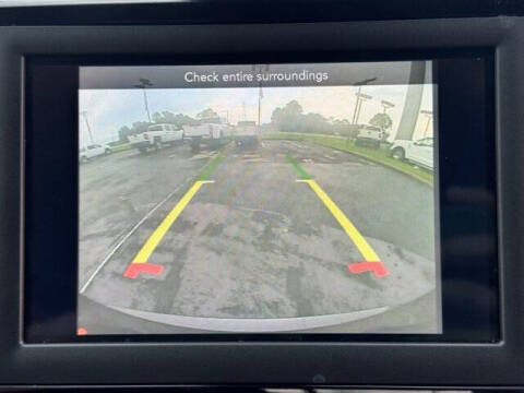 2020 Chrysler Voyager LX