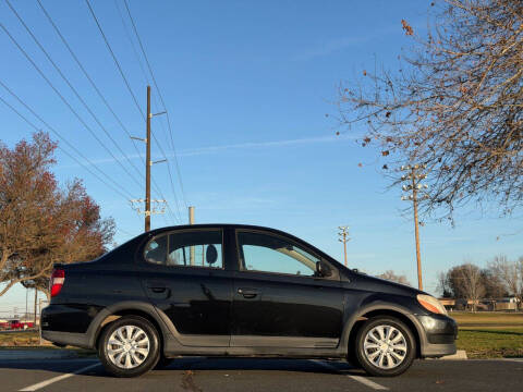 2001 Toyota ECHO