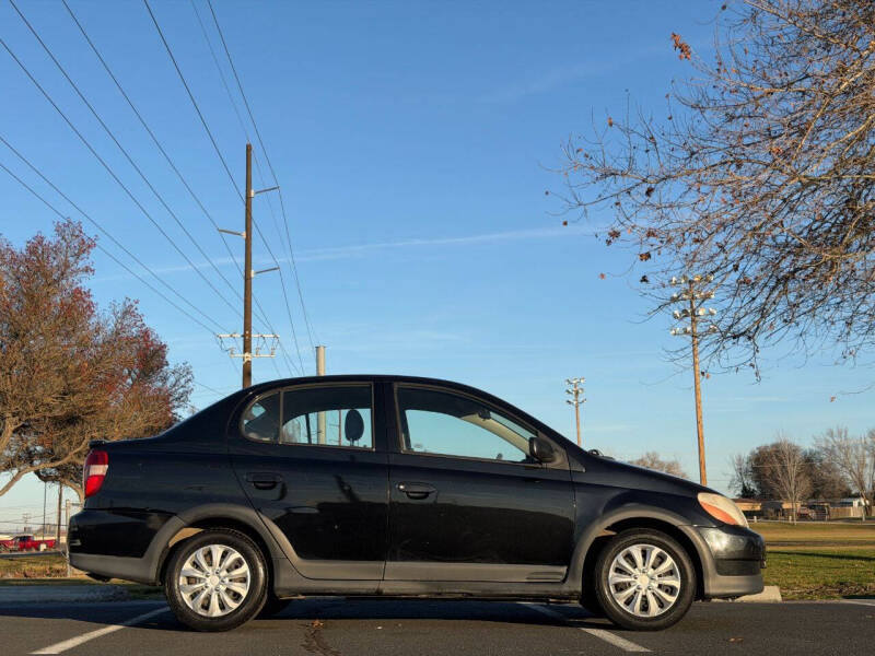 2001 Toyota ECHO