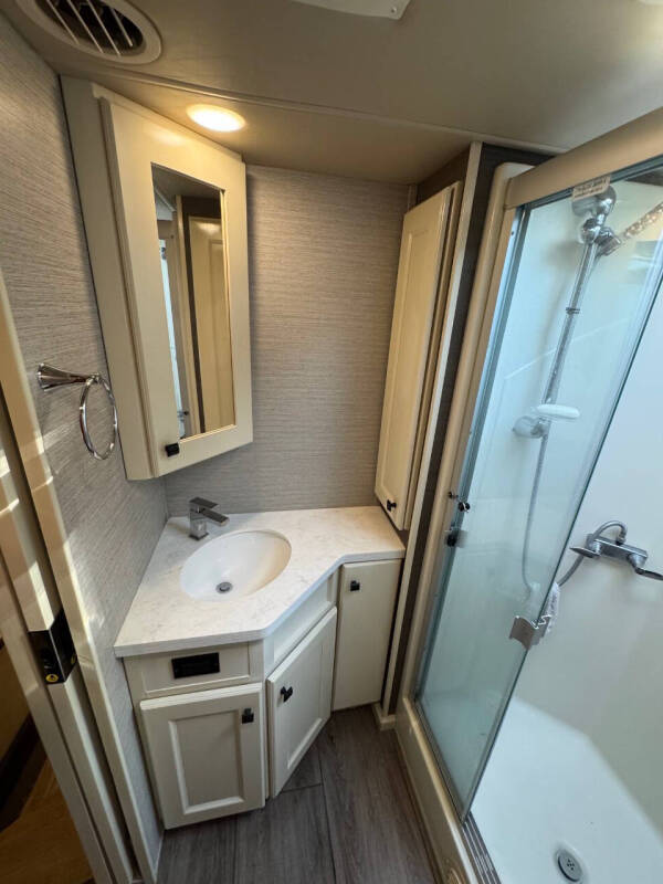 2021 Vanleigh RV Beacon Series M-34RLB