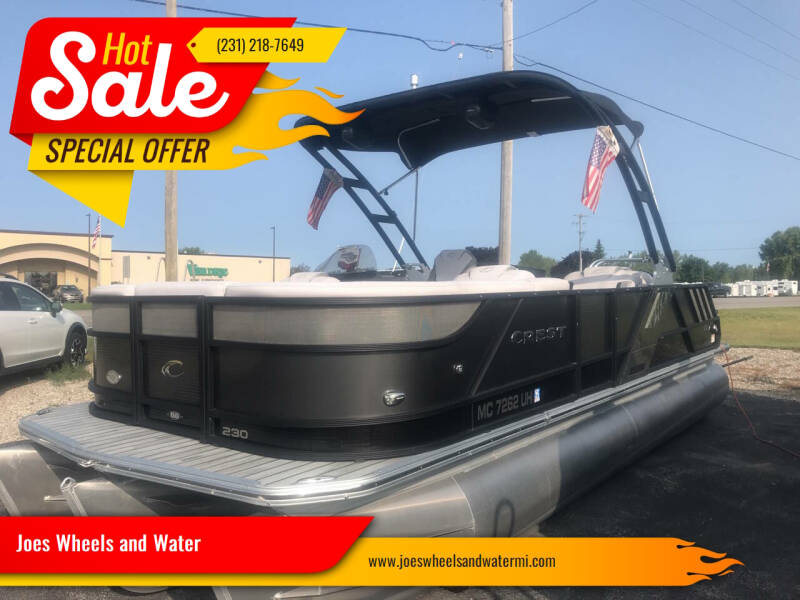 2017 Crest Pontoon 230 Caliber
