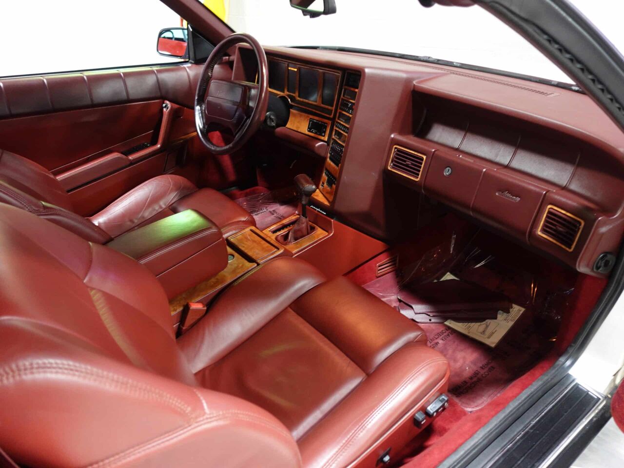 1993 Cadillac Allante 23